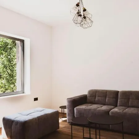 Villa Marta With Heated Pool And Traditional Taver