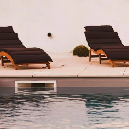 Marta With Heated Pool And Traditional Taver Villa Sukošan
